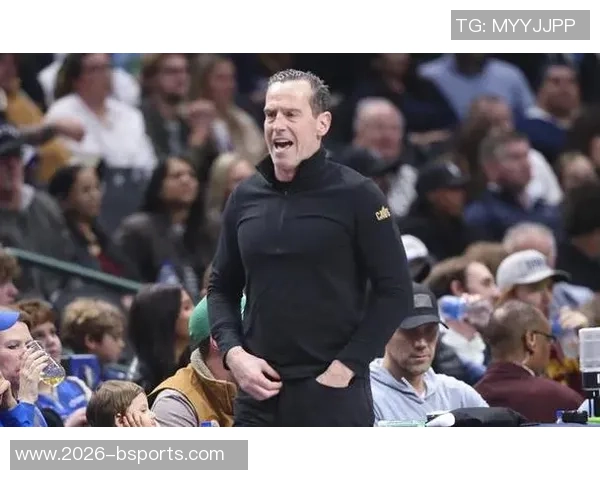 阿特金森强调后卫需多传球给内线莫布里出手次数仅为9次