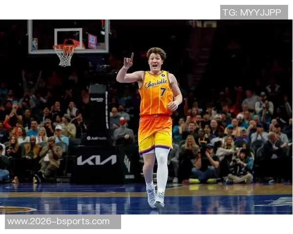 克尼佩尔半场表现抢眼6中2贡献5分4助攻正负值高达11